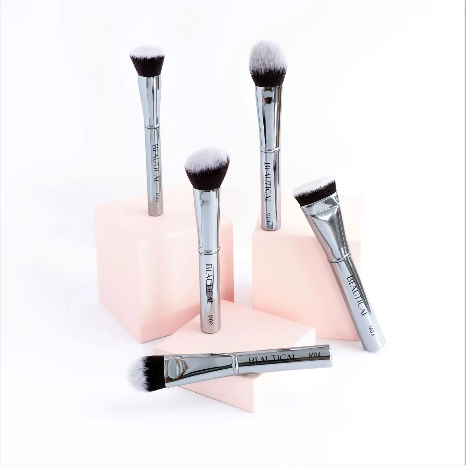 BEAUTICAL METAL GLAM Brush Set - Professional makeup brushes - Soft, dense bristles - Perfect application of liquids, creams & powders - 9 brushes   pouch