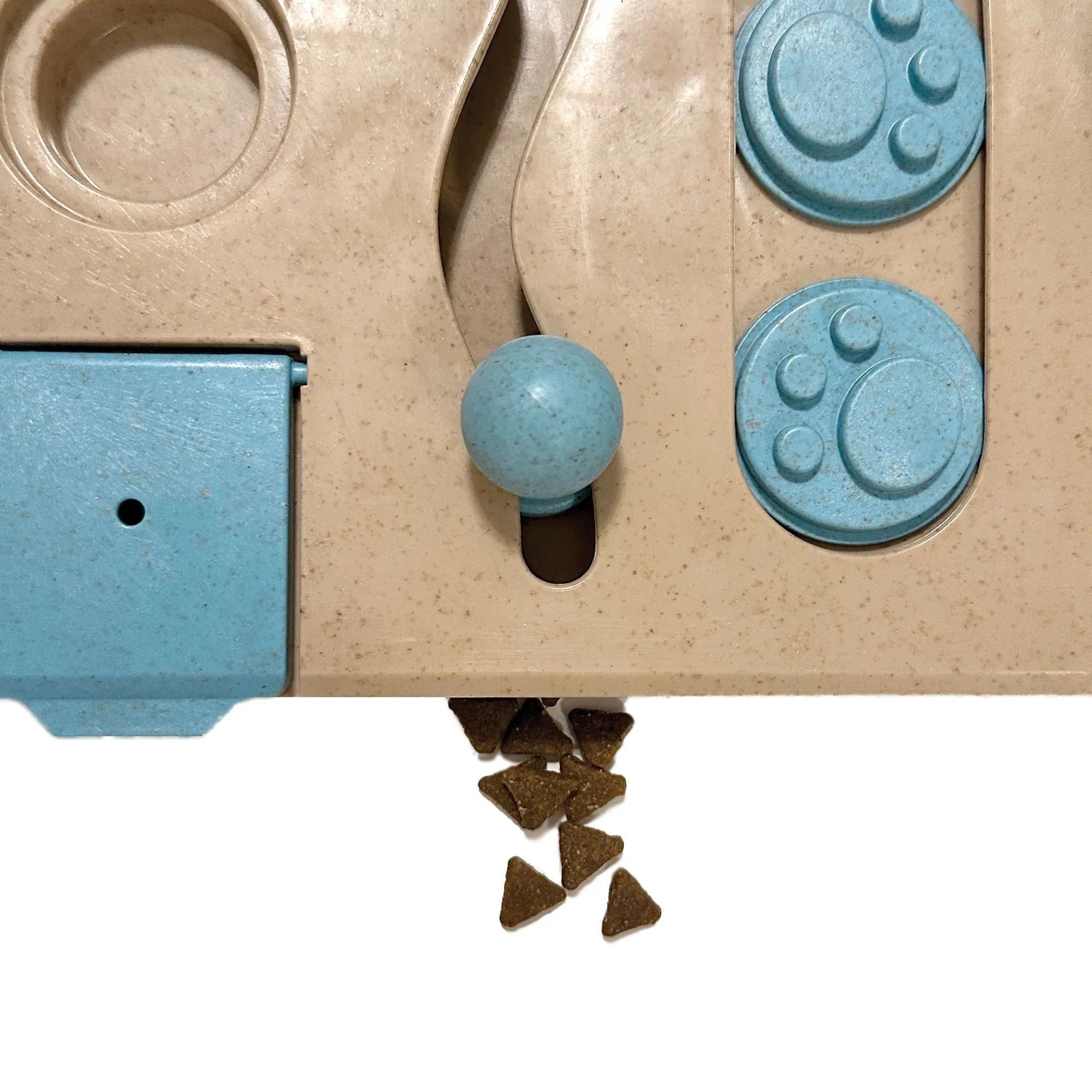 FouFit - Hide 'N Seek Multi Play - Busy Board Puzzle