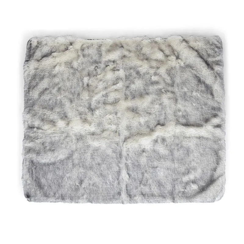 Paw Brands, PupProtector™ Luxe Waterproof Faux Fur Blanket, Ultra Soft Chinchilla